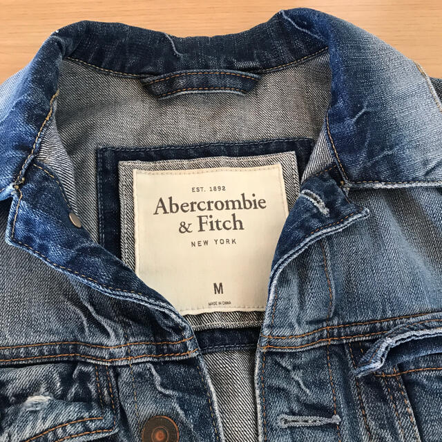 Abercrombie&Fitch(アバクロンビーアンドフィッチ)のアバクロジージャン メンズのジャケット/アウター(Gジャン/デニムジャケット)の商品写真