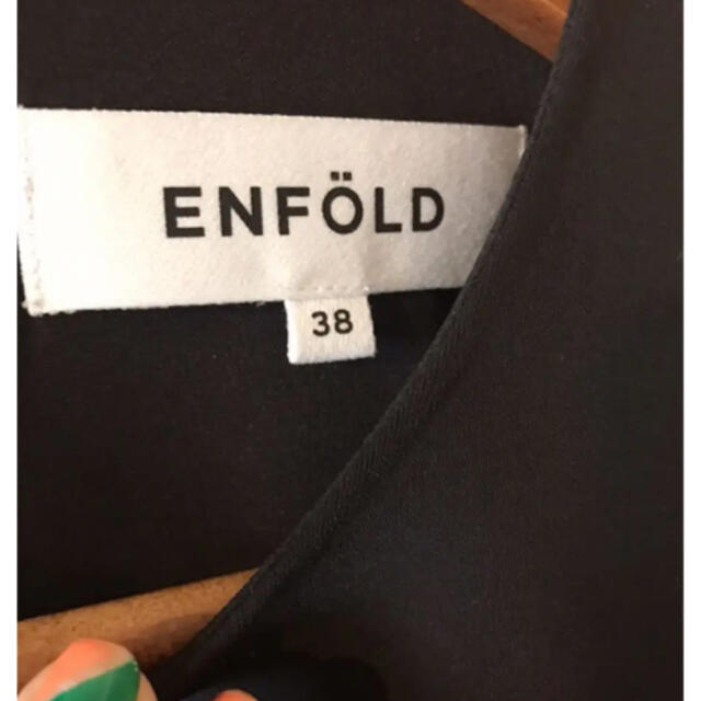 ENFOLD by ◯'s shop｜エンフォルドならラクマ - enfoldエンフォルド黒ブラックプルオーバークルーネックシャツブラウス変形の通販 超激得即納