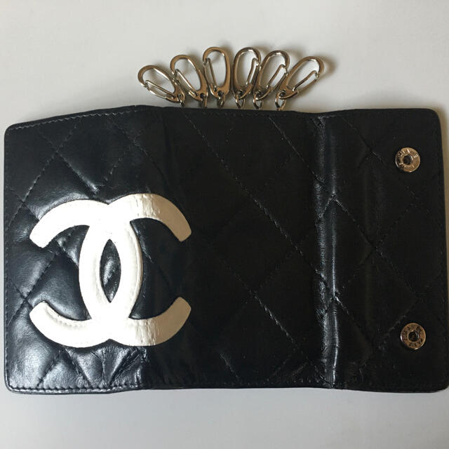 CHANEL(シャネル)のまぁ 様 専用 CHANEL 人気 カンボンライン キーケース レディースのファッション小物(キーケース)の商品写真