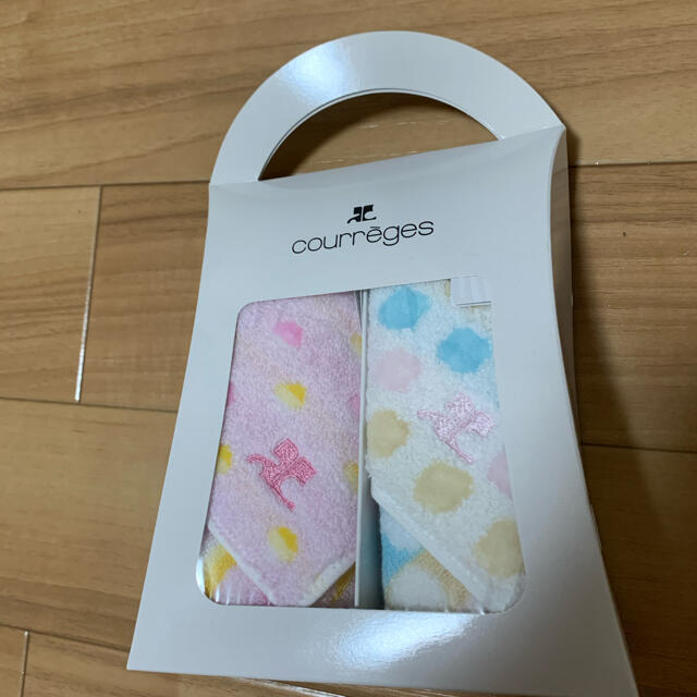 Courreges(クレージュ)のクレージュ　タオルハンカチセット レディースのファッション小物(ハンカチ)の商品写真