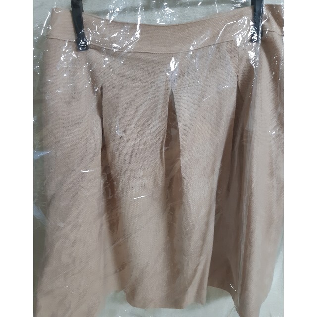 ホワイトジョーラ スカートスーツ上下セット レディースのフォーマル/ドレス(スーツ)の商品写真