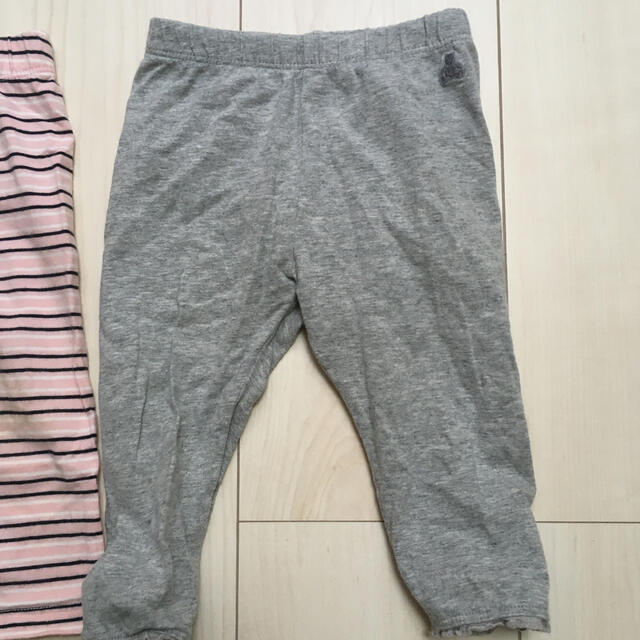 babyGAP(ベビーギャップ)の【専用】【babygap】グレーのレギンス キッズ/ベビー/マタニティのベビー服(~85cm)(パンツ)の商品写真