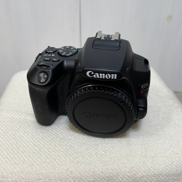 Canon EOS kiss x10 EF-S 18-55 IS STM Canon EOS kiss x10 EF-S 18-55 IS STM