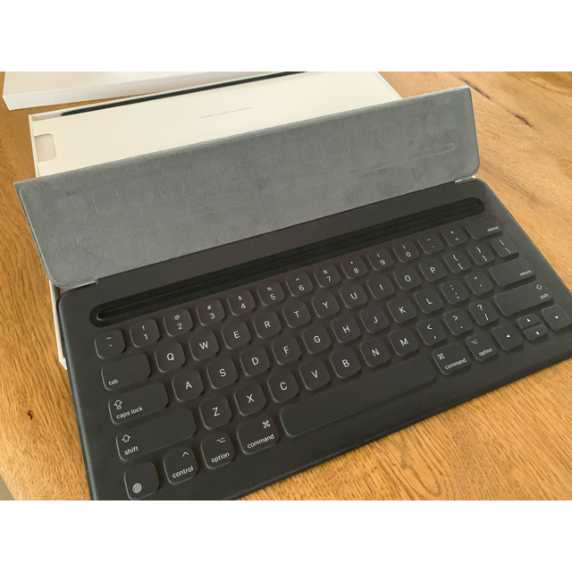 iPad(アイパッド)のiPad Pro 12.9 & Apple pencil & keyboard スマホ/家電/カメラのPC/タブレット(タブレット)の商品写真