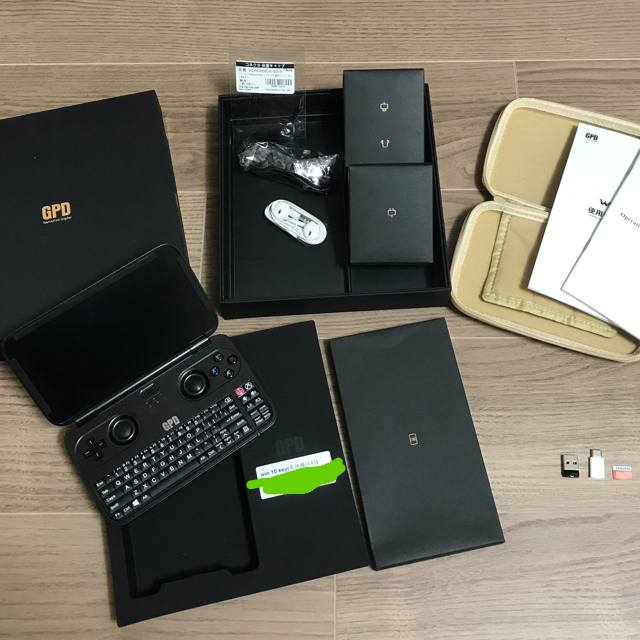 極上品！⭐︎GPD WIN ゲーミングPC⭐︎フルセット！