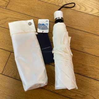 バーバリー折りたたみ雨傘 ジャカート ホワイト