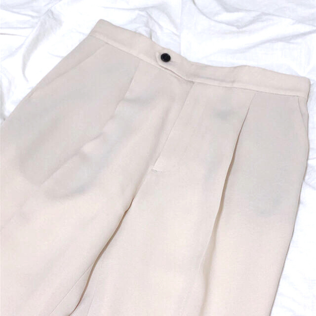 Spick & Span(スピックアンドスパン)の新品♡Spick&Span20S/S PL/Rテーパードパンツ サイズ34  S レディースのパンツ(カジュアルパンツ)の商品写真