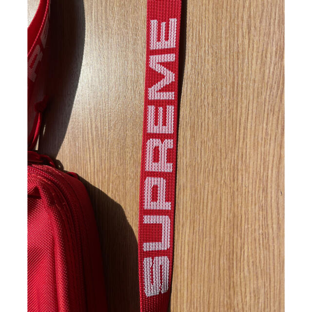 Supreme(シュプリーム)のSupreme シュプリーム18ss Shoulder Bag Red 赤 メンズのバッグ(ショルダーバッグ)の商品写真