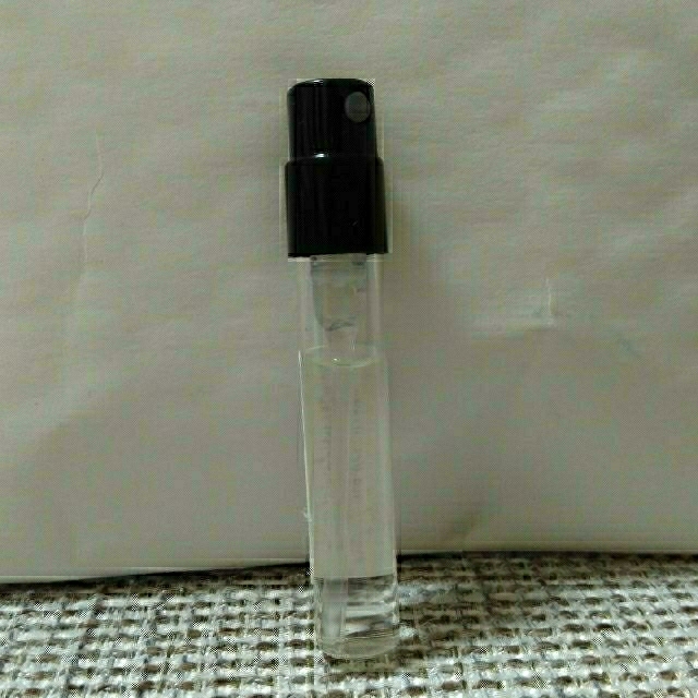 パルルモアドゥパルファム　シプレモジョ EDP　1.5ml コスメ/美容の香水(ユニセックス)の商品写真