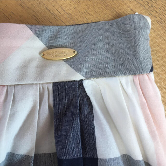 BURBERRY BLUE LABEL(バーバリーブルーレーベル)のゆずさま専用木曜日まで。ブルーレーベルクレストブリッジ　スカート　サイズ36 レディースのスカート(ロングスカート)の商品写真