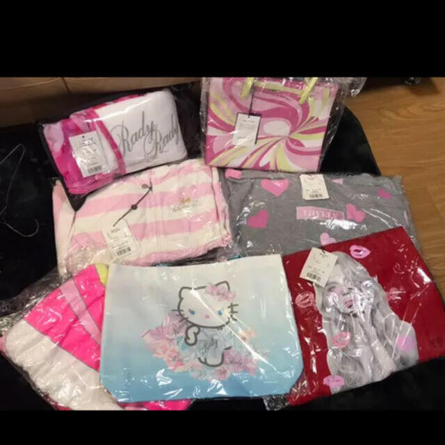 新品未使用 Rady まとめ売り 新品未使用♡Rady♡過去のレアなハウスラインまとめ売り♡マルチボトルなど♡