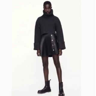 ザラ(ZARA)のZARA レザー風プリーツスカート(ミニスカート)