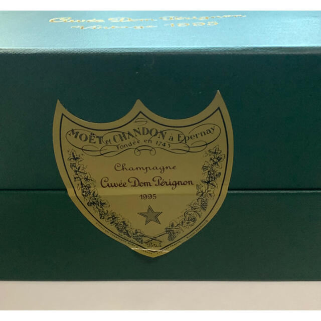 Dom Pérignon(ドンペリニヨン)の箱未開封 未開栓 Dom Perignon ドンペリニヨン1995年 750ml 食品/飲料/酒の酒(シャンパン/スパークリングワイン)の商品写真