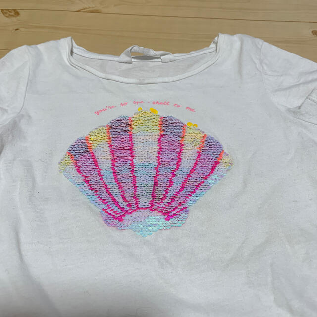 H&H(エイチアンドエイチ)のH&M Ｔシャツ　4-6y キッズ/ベビー/マタニティのキッズ服女の子用(90cm~)(Tシャツ/カットソー)の商品写真