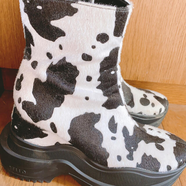 Yellow boots(イエローブーツ)の🐮激かわ激安🐮YELLO厚底ブ-ツ🐮 レディースの靴/シューズ(ブーティ)の商品写真