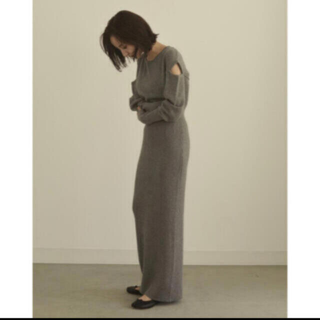 louren shoulder cut knit onepiece