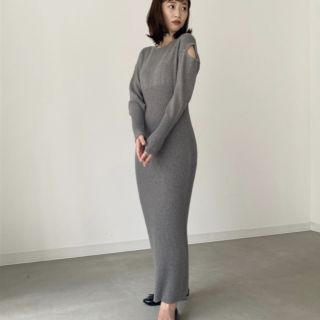 shoulder cut knit onepiece louren- shoulder cut knit onepiece louren-