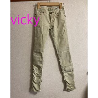 ビッキー(VICKY)の未使用　ビッキージーンズ　vicky クリームベージュ　サイズ0(スキニーパンツ)