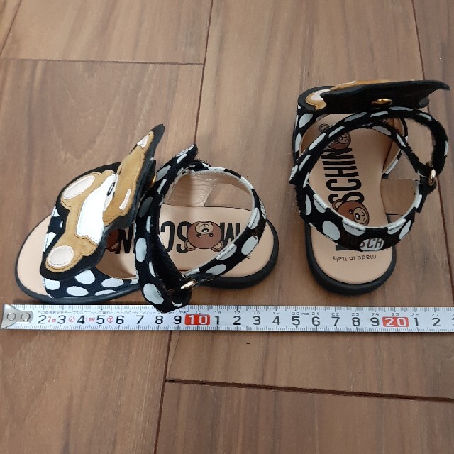 MOSCHINO(モスキーノ)のMOSCHINO　子供靴　サンダル キッズ/ベビー/マタニティのベビー靴/シューズ(~14cm)(サンダル)の商品写真