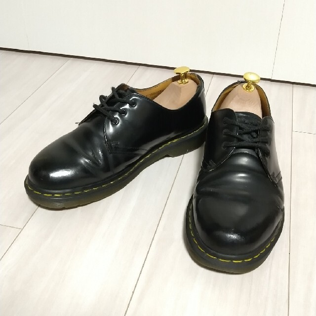 【送料無料】ドクターマーチン Dr.Martens 3ホール 25cm