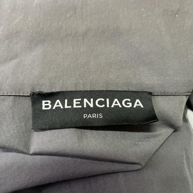 Balenciaga(バレンシアガ)のバレンシアガ　トラックジャケット メンズのジャケット/アウター(ナイロンジャケット)の商品写真