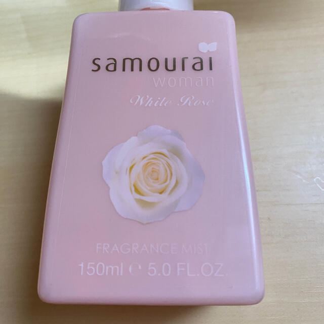 SAMOURAI(サムライ)のサムライウーマン ホワイトローズ フレグランスミスト(150ml) コスメ/美容のヘアケア/スタイリング(ヘアウォーター/ヘアミスト)の商品写真