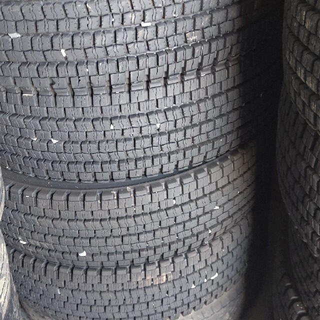 2589 ダンロップ 11R22.5 2本セット-