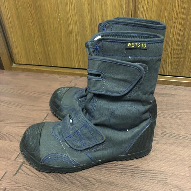 ハイカット作業靴　安全靴　セーフティーシューズ　ブーツ　WBT210 メンズの靴/シューズ(ブーツ)の商品写真