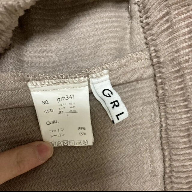 GRL(グレイル)の値下げ❗️GRL フロントスリットロングコーデュロイスカート レディースのスカート(ロングスカート)の商品写真