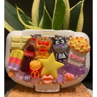 おしりふき　フタ　デコ　ハンドメイド　ウエットティッシュ