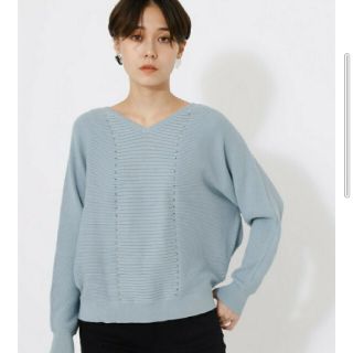 アズールバイマウジー(AZUL by moussy)の新品★AZUL by moussy　Vネックガータードルマンニットトップス(ニット/セーター)