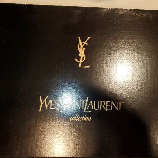 イヴサンローランボーテ(Yves Saint Laurent Beaute)のイヴ・サンローラン　食器(食器)