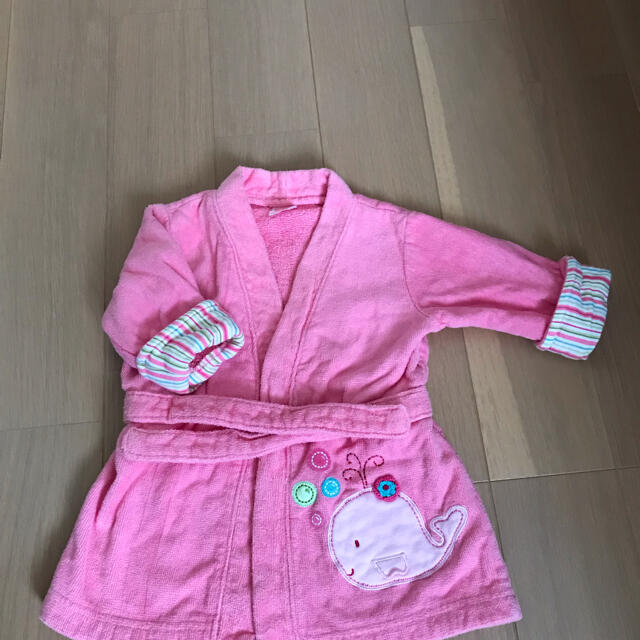 carter's(カーターズ)のカーターズ バスローブ ピンク キッズ/ベビー/マタニティのベビー服(~85cm)(バスローブ)の商品写真