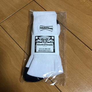ジーディーシー(GDC)のWasted Youthロゴ刺繍 ソックス  sockssize  free(ソックス)