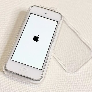 アップル(Apple)の【値下げしました】Apple ipod touch 第6世代 シルバー(ポータブルプレーヤー)
