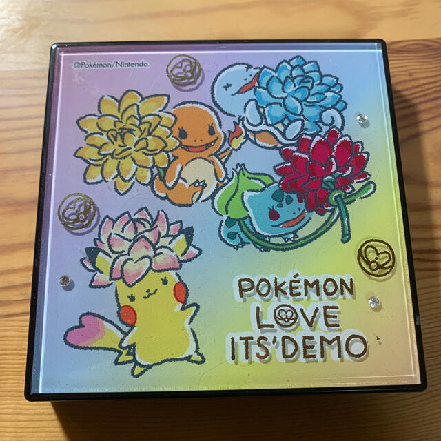 ITS'DEMO(イッツデモ)のイッツデモ マルチパレット ポケモン コスメ/美容のベースメイク/化粧品(アイシャドウ)の商品写真