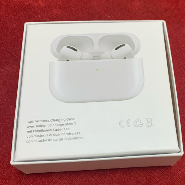 Apple(アップル)のairpods pro--第二代--- スマホ/家電/カメラのオーディオ機器(ヘッドフォン/イヤフォン)の商品写真