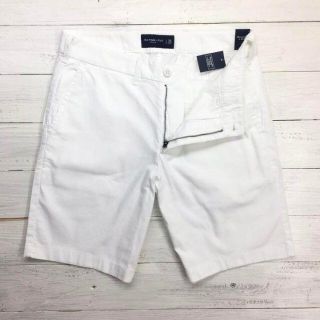 アバクロンビーアンドフィッチ(Abercrombie&Fitch)の新品【メンズ34】★アバクロ★ストレッチ生地！膝丈ショートパンツ/白(ショートパンツ)