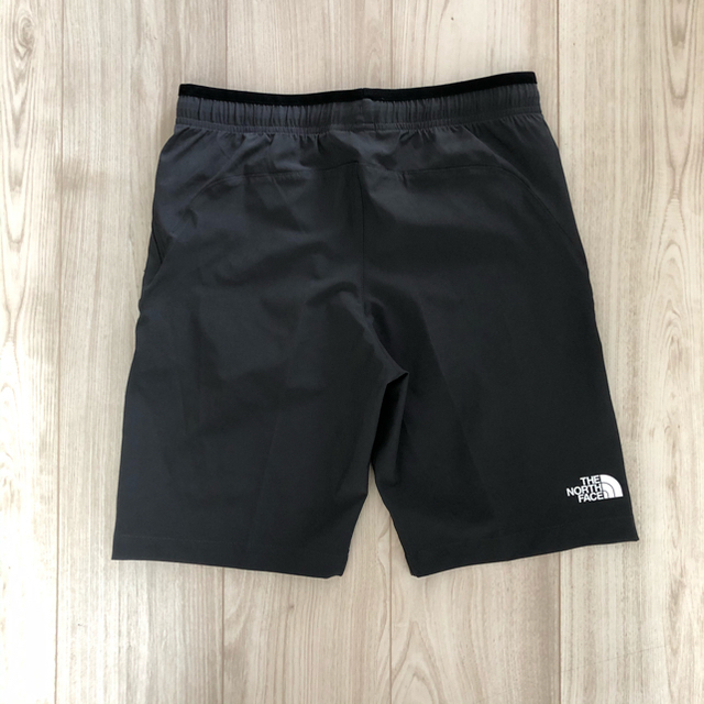 THE NORTH FACE(ザノースフェイス)のヘブン様　専用　ノースフェイス　メンズ　ハーフパンツ　ブラック　M メンズのパンツ(ショートパンツ)の商品写真