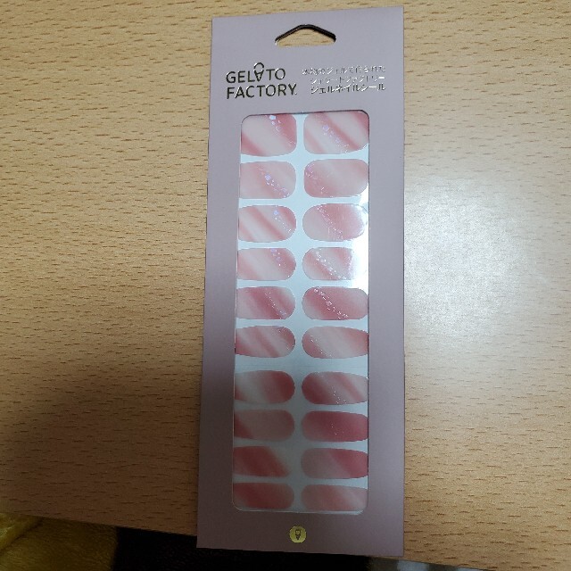 ジェラートファクトリー ジェルネイルシール 華奢なピンクデコ・クリームピンクキャの通販 by きぃ ジェラートファクトリー ジェルネイル ミントクリームソーダ