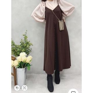 ナチュラルクチュール(natural couture)の新品 ナチュラルクチュール  モクロディフレアキャミワンピース  ブラウン(ロングワンピース/マキシワンピース)