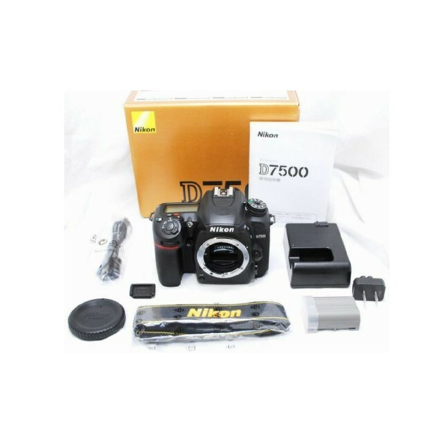 カメラ【新品級の超美品 4391ショット・付属品完備】Nikon ニコン D7500