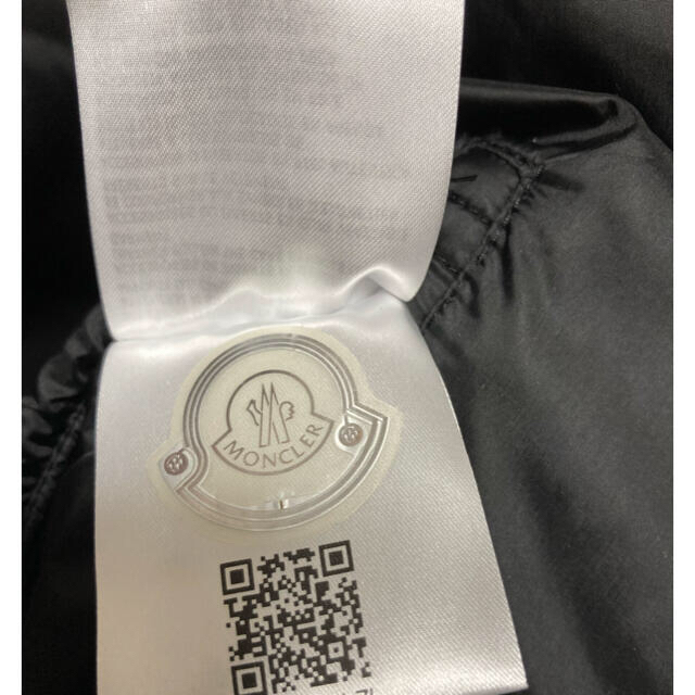MONCLER(モンクレール)のモンクレール　ダウンジャケット　ライダース　レザータグ　黒　3 希少 メンズのジャケット/アウター(ダウンジャケット)の商品写真