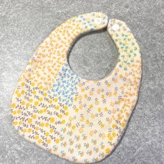 ベビースタイ　ハンドメイド　お花柄　15(ベビースタイ/よだれかけ)