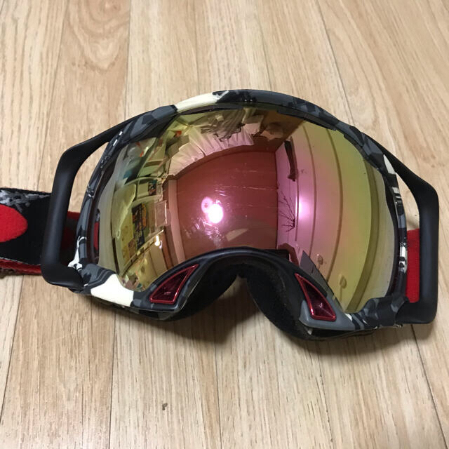 Oakley(オークリー)のオークリー　スノーゴーグル スポーツ/アウトドアのスノーボード(アクセサリー)の商品写真