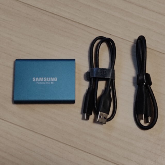 SAMSUNG(サムスン)のSamsung 外付けSSD T5 500GB USB3.1 Gen2対応 スマホ/家電/カメラのPC/タブレット(PC周辺機器)の商品写真