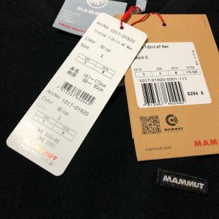 マムート(Mammut)の【どんぺり様専用】Tシャツとソックス２点(Tシャツ/カットソー(半袖/袖なし))