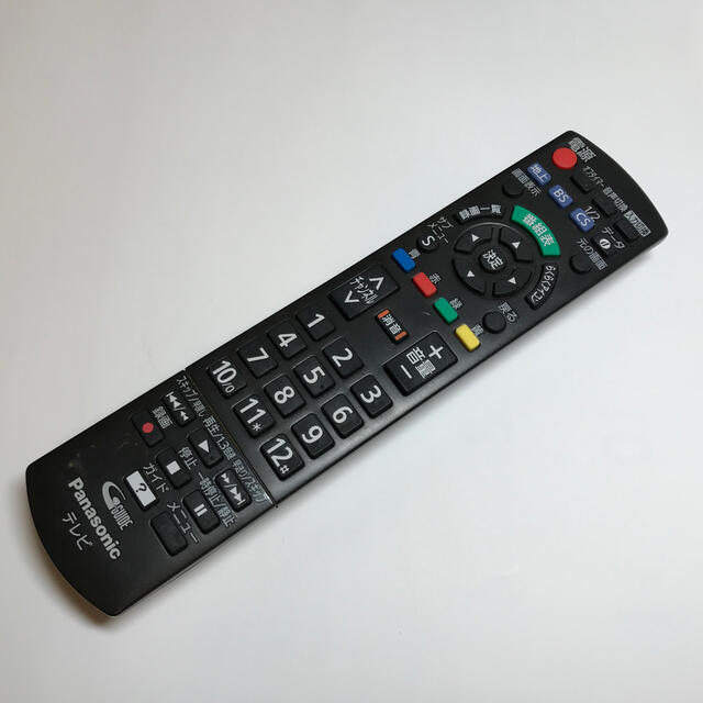 Panasonic(パナソニック)のパナソニック　テレビリモコン　N2QAYB スマホ/家電/カメラのテレビ/映像機器(テレビ)の商品写真