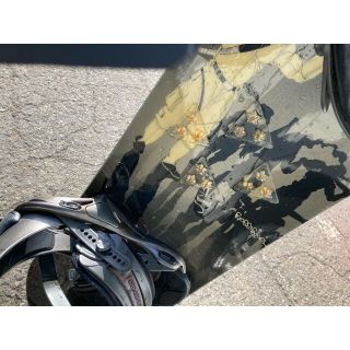 レビュー投稿で選べる特典 flux バイン\u0026ロシニョール トラビス