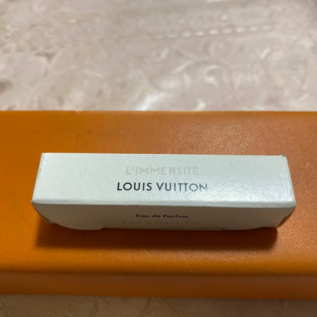 LOUIS VUITTON(ルイヴィトン)のルイヴィトン　香水　サンプル コスメ/美容の香水(香水(女性用))の商品写真